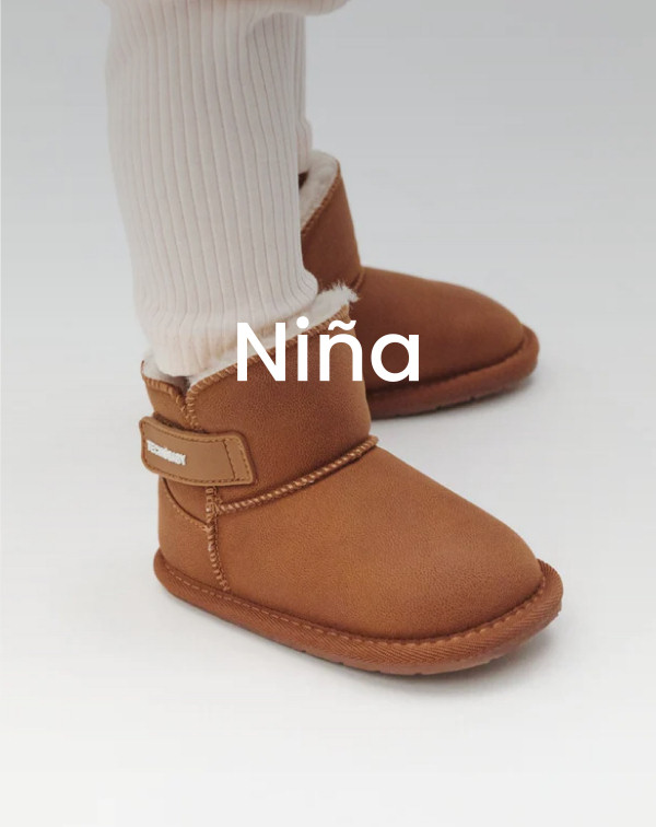 Zapatos de niña en Vanessa Calzados